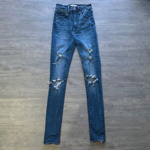 Abercrombie and fitch the super skinny ultra high rise size 24 long